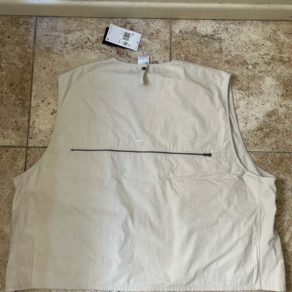 Men's Nike Life Utility Vest Full Zip Cargo Pockets $175 FN3214-104 Size XXL - Picture 2 of 3